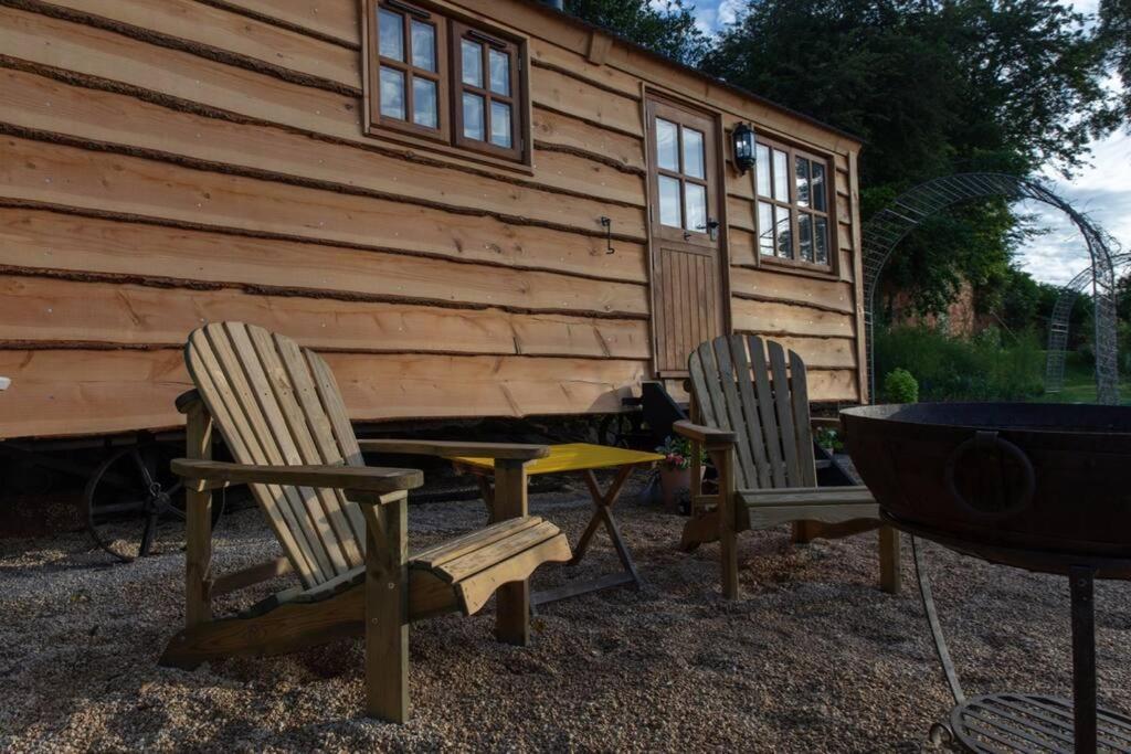 Luxury, Rural Shepherds Hut With Hot Tub Nr Bath Бристоль Экстерьер фото
