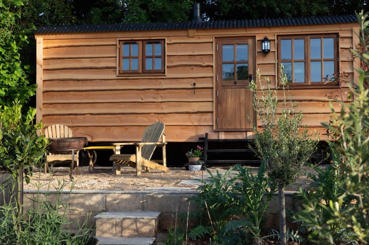 Luxury, Rural Shepherds Hut With Hot Tub Nr Bath Бристоль Экстерьер фото
